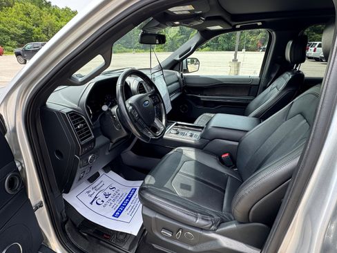 Used 2019 Ford Expedition Max Limited w/ Equipment Group 302A AWD/4WD image 10