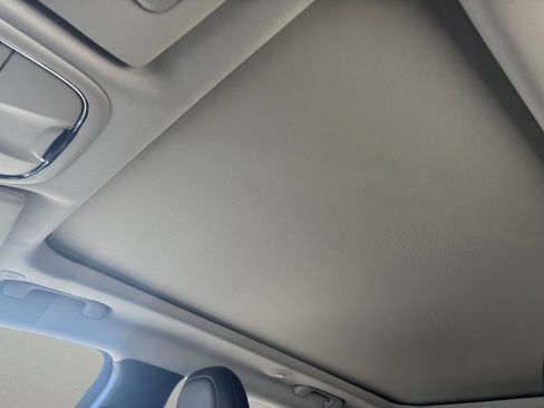 Certified 2022 Jeep Cherokee Limited image 16