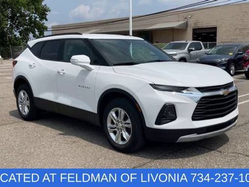 Used 2020 Chevrolet Blazer LT FWD image 2