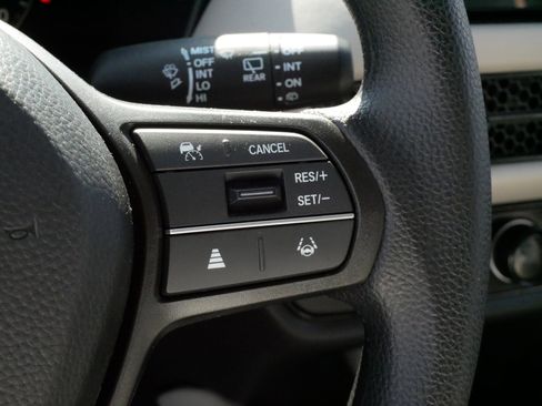 Certified 2026 Honda HR-V LX image 26