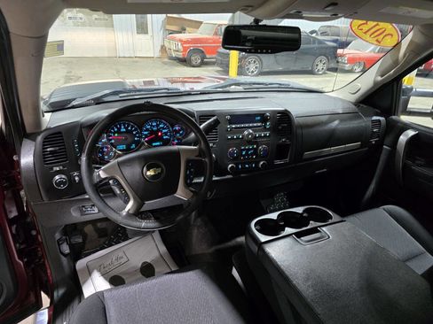 Used 2013 Chevrolet Silverado 2500 LT w/ Interior Plus Package image 36