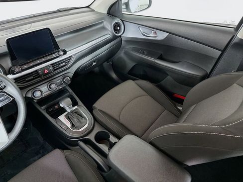 Used 2023 Kia Forte LXS image 29