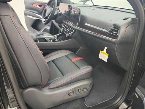 New 2026 Chevrolet Traverse RS FWD image 29