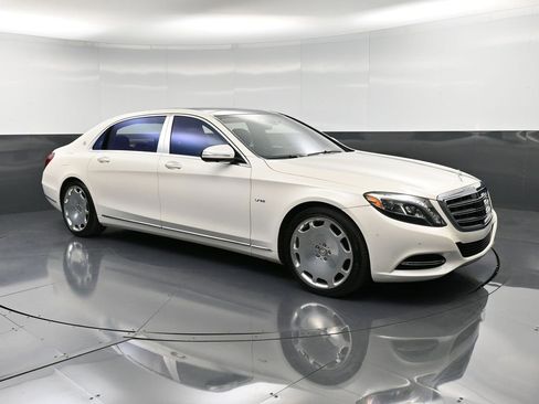 Used 2017 Mercedes-Benz Maybach S 600 image 10