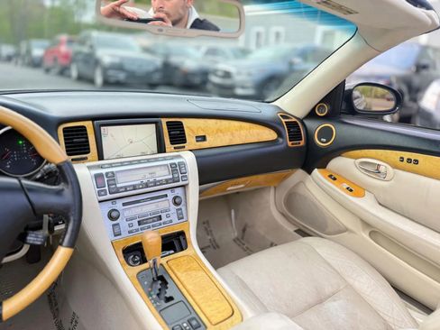 Used 2002 Lexus SC 430 Convertible RWD image 20