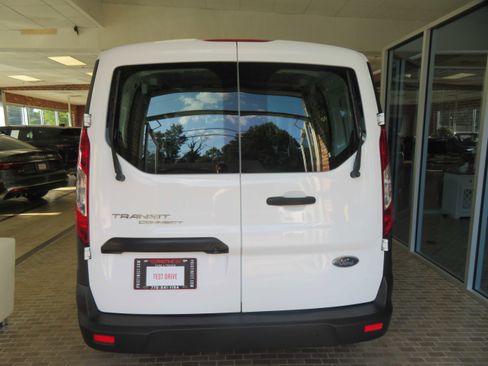 Used 2020 Ford Transit Connect XL image 5