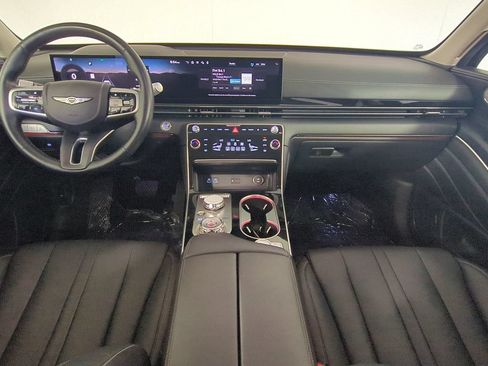 Used 2025 Genesis GV80 2.5T Standard AWD/4WD image 18