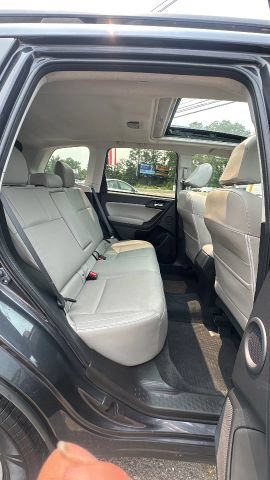 Used 2017 Subaru Forester 2.5i Limited AWD/4WD image 13