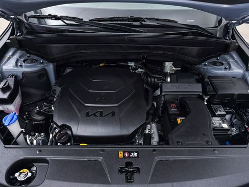 Used 2025 Kia Telluride S image 13