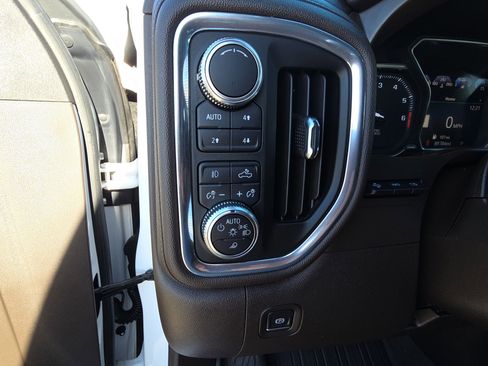 Used 2019 GMC Sierra 1500 Denali w/ Technology Package image 23
