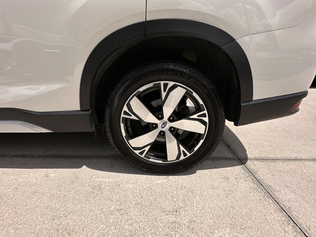 Used 2020 Subaru Forester Touring AWD/4WD image 18