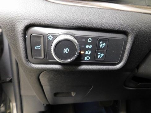 Used 2021 Ford Explorer Limited w/ Equipment Group 301A image 21