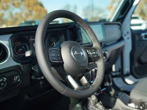 New 2026 Jeep Wrangler Unlimited Sport AWD/4WD image 25