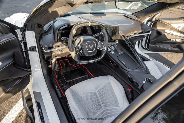 Used 2025 Chevrolet Corvette E-Ray AWD/4WD image 34