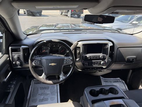 Used 2018 Chevrolet Silverado 1500 LT AWD/4WD image 12