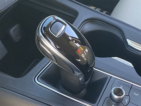 Certified 2023 Cadillac XT4 Premium Luxury image 29