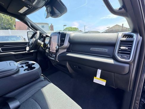 Used 2026 RAM 2500 Big Horn AWD/4WD image 19