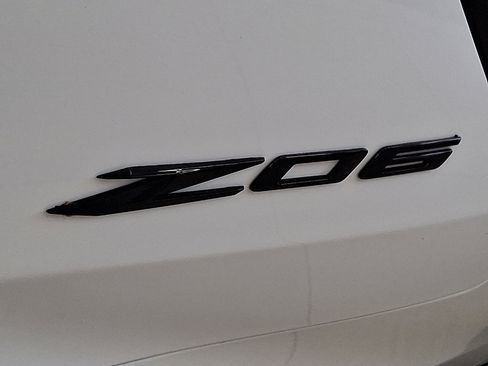 Used 2025 Chevrolet Corvette Z06 image 28