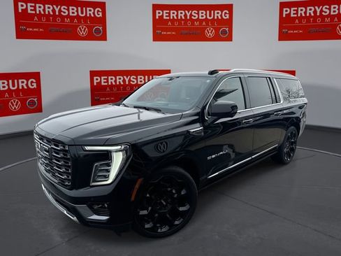 Certified 2025 GMC Yukon XL Denali Ultimate w/ LPO, Floor Liner Package AWD/4WD image 1