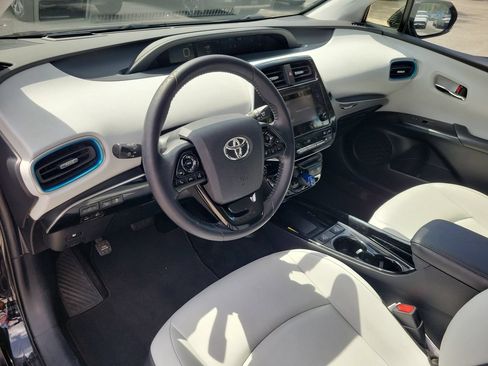 Used 2019 Toyota Prius XLE w/ Advanced Technology Package FWD image 15