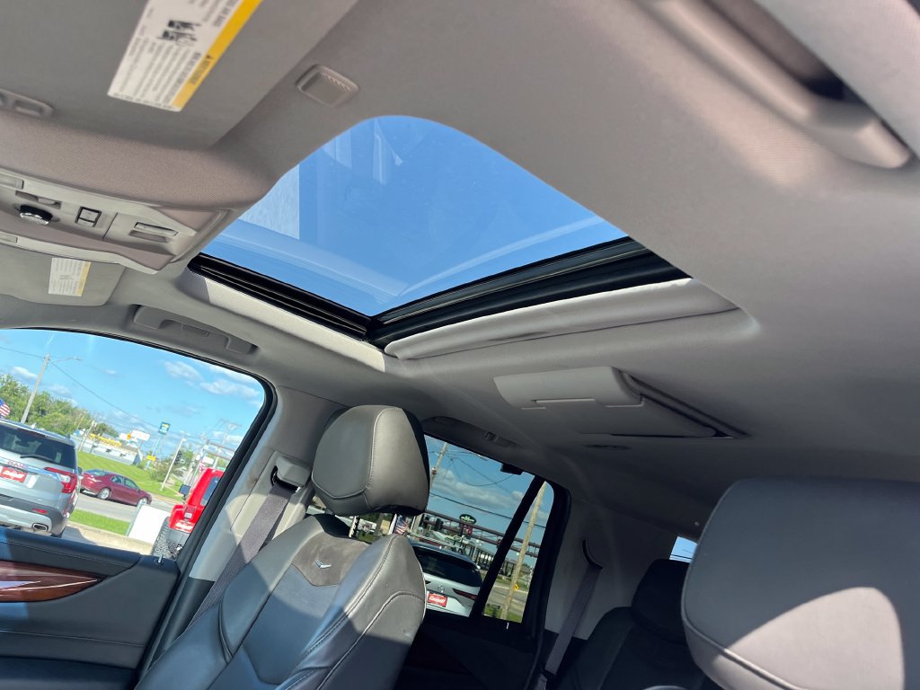 Used 2015 Cadillac Escalade Premium AWD/4WD image 20