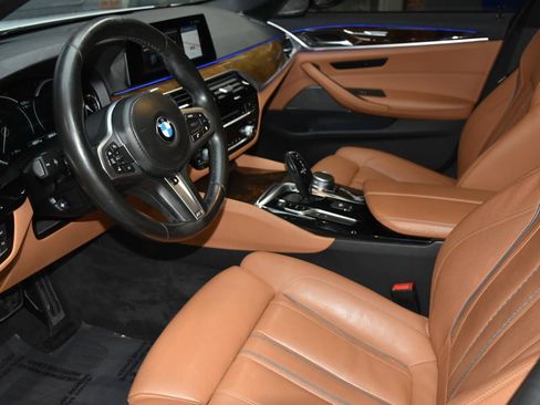 Used 2019 BMW 540i xDrive w/ M Sport Package AWD/4WD image 34