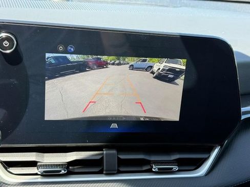 New 2026 Chevrolet Equinox LT FWD image 16