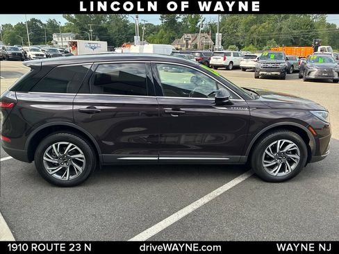 Certified 2023 Lincoln Corsair AWD w/ Equipment Group 101A image 9