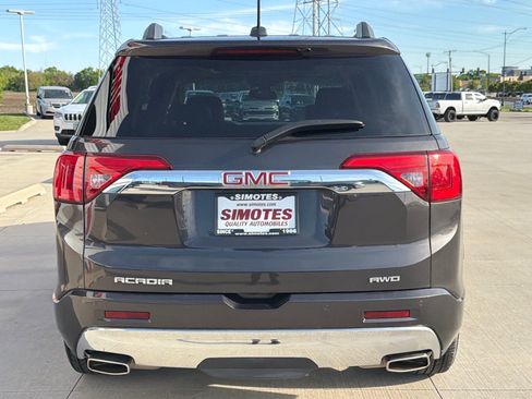 Used 2018 GMC Acadia Denali w/ Technology Package AWD/4WD image 6