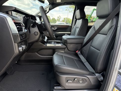 New 2026 GMC Yukon Denali w/ Sun & Power Step Package AWD/4WD image 16