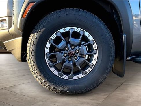 New 2026 Nissan Frontier Pro-X w/ Pro-X Convenience Package RWD image 12