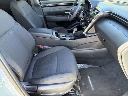 Certified 2024 Hyundai Santa Cruz SE image 18