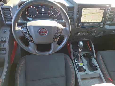 Used 2024 Nissan Frontier PRO-4X w/ Off-Road Protection Package image 11