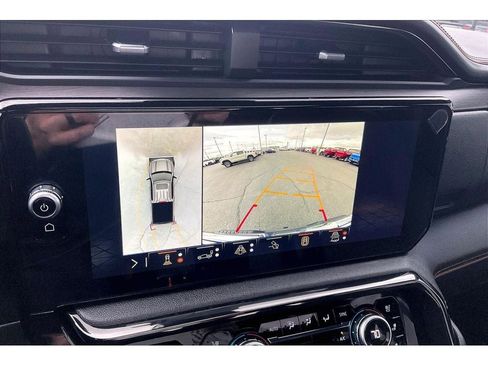 Used 2024 GMC Sierra 1500 AT4 w/ AT4 Preferred Package image 23