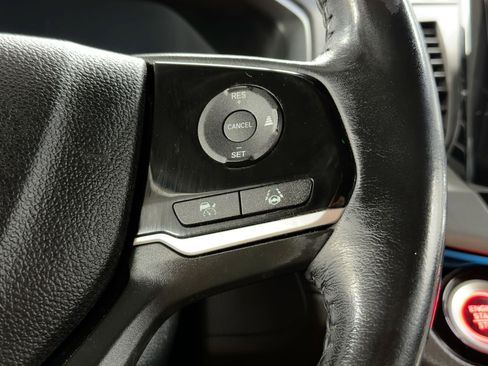 Used 2022 Honda Odyssey Touring image 17