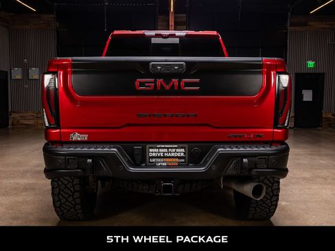 Used 2024 GMC Sierra 2500 AT4X w/ AT4X AEV Edition AWD/4WD image 8