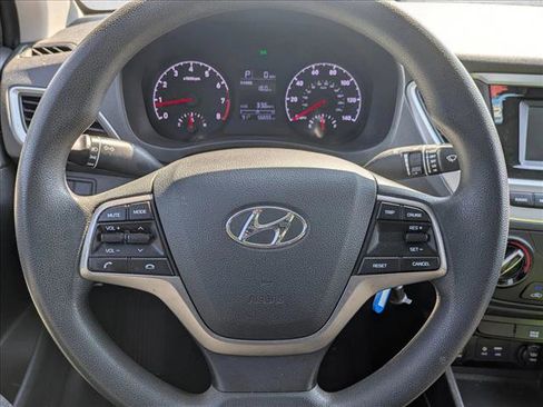 Used 2022 Hyundai Accent SE FWD image 14