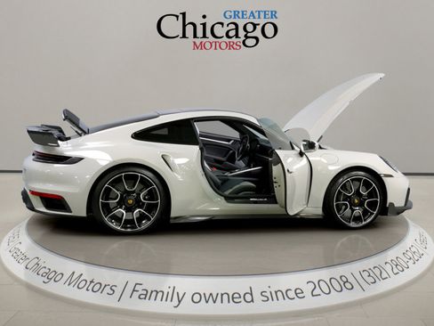 Used 2022 Porsche 911 Turbo S image 6