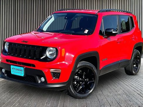 Used 2023 Jeep Renegade Altitude AWD/4WD image 14