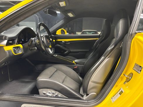 Used 2018 Porsche 911 Carrera S image 16