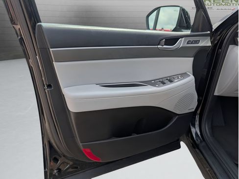 Used 2024 Hyundai Palisade SEL w/ Premium Package FWD image 16