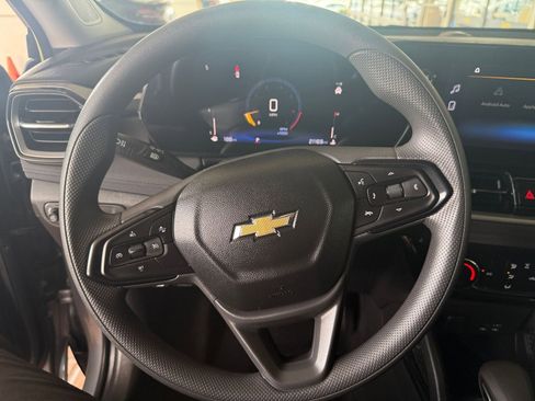 Used 2025 Chevrolet TrailBlazer LT image 31