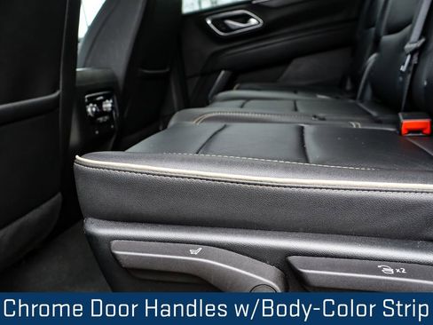 Used 2023 GMC Yukon SLT image 13