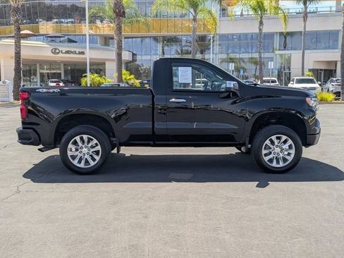 Used 2025 Chevrolet Silverado 1500 W/T w/ Trailering Package AWD/4WD image 4