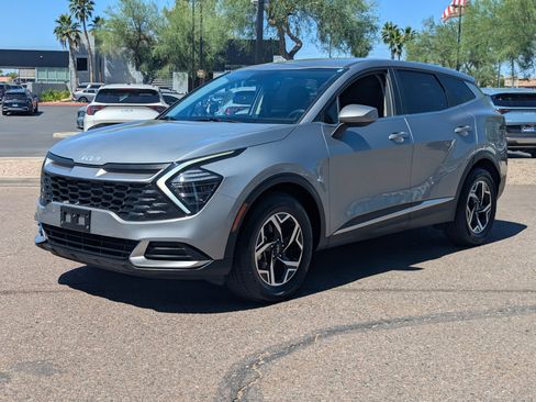 Certified 2024 Kia Sportage LX image 6