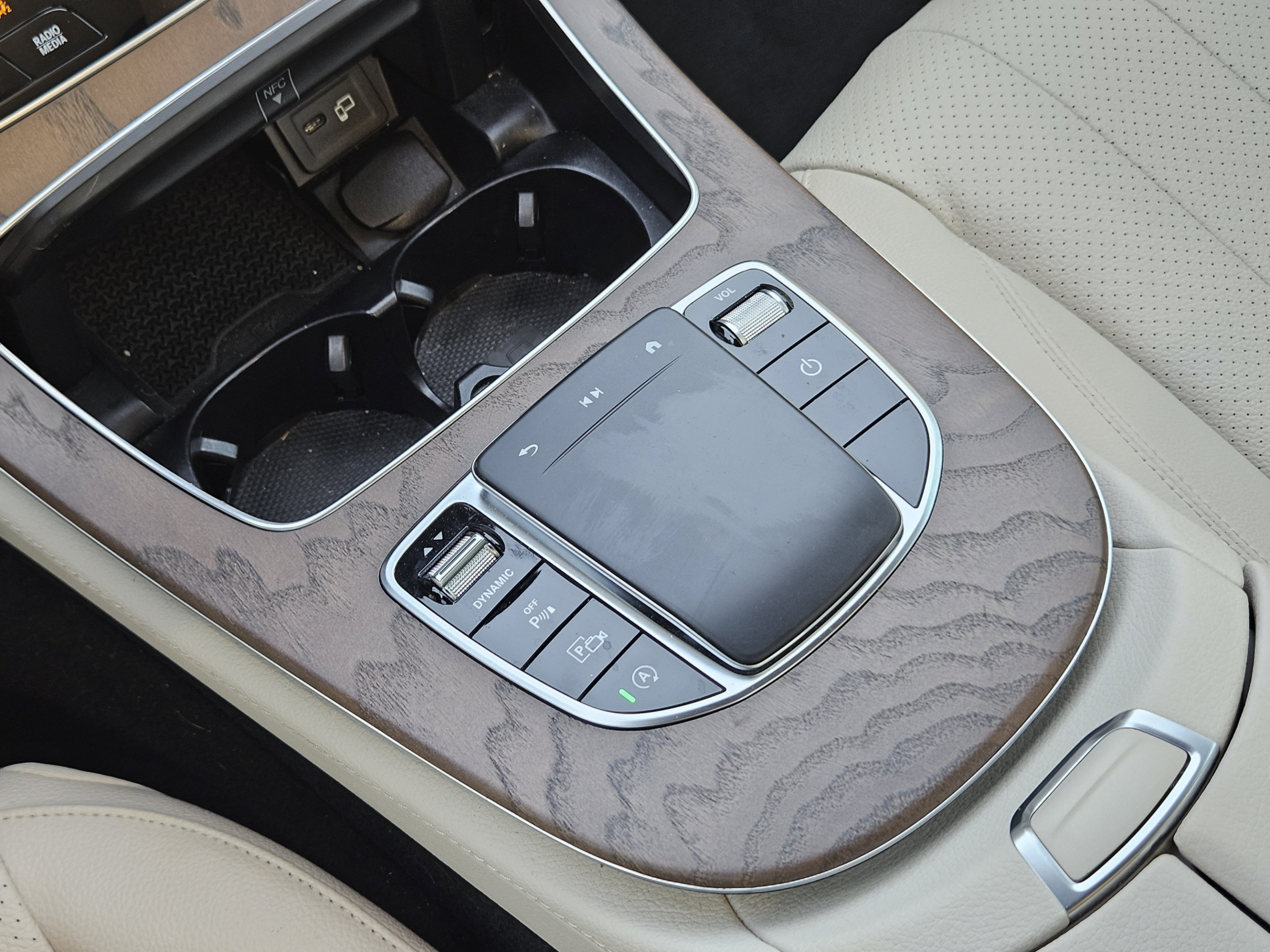 Certified 2022 Mercedes-Benz E 350 Sedan image 12