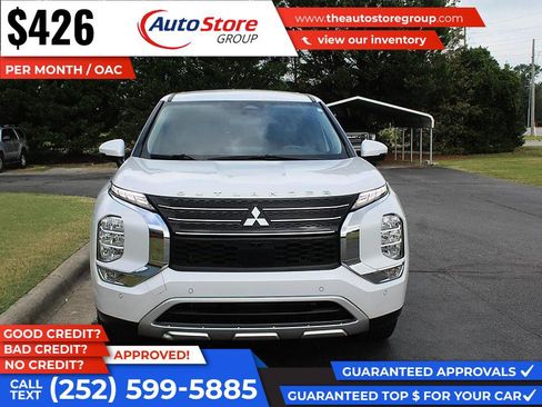 Used 2024 Mitsubishi Outlander FWD image 3