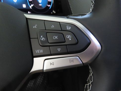 New 2026 Volkswagen Atlas Cross Sport SEL image 15