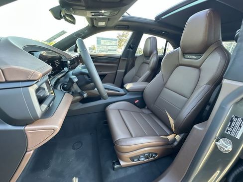 New 2025 Porsche Macan Turbo Electric image 13