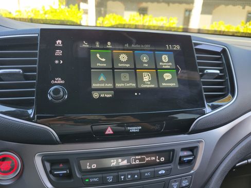 Used 2024 Honda Passport EX-L image 23